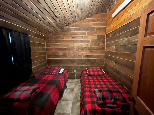 cabin-IMG_7823